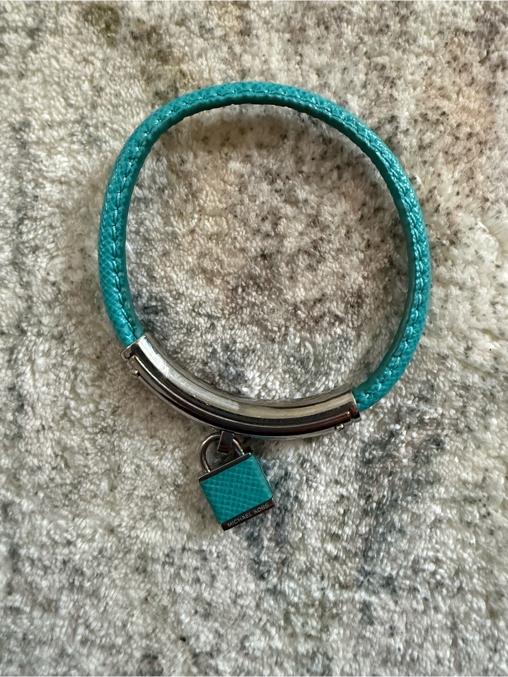 NWOT Michael Kors Turquoise Silver Leather Padlock Bracelet - Picture 4 of 5
